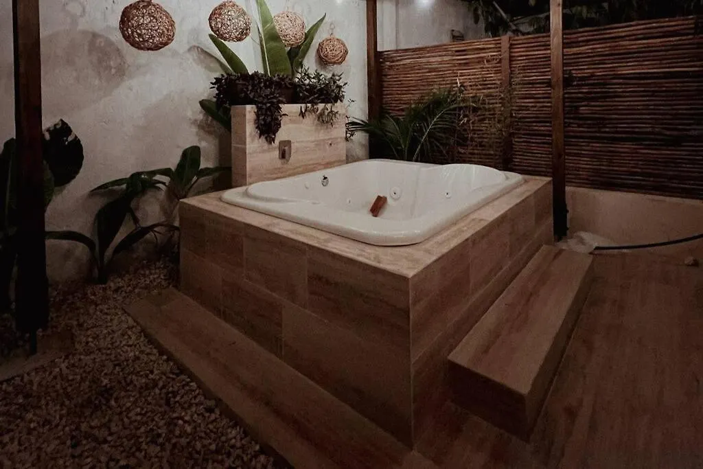 -Maha Tulum, Luxury Apartment Jacuzzi