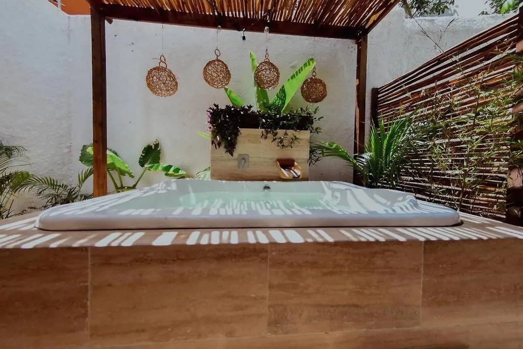 -Maha Tulum, Luxury Apartment Jacuzzi
